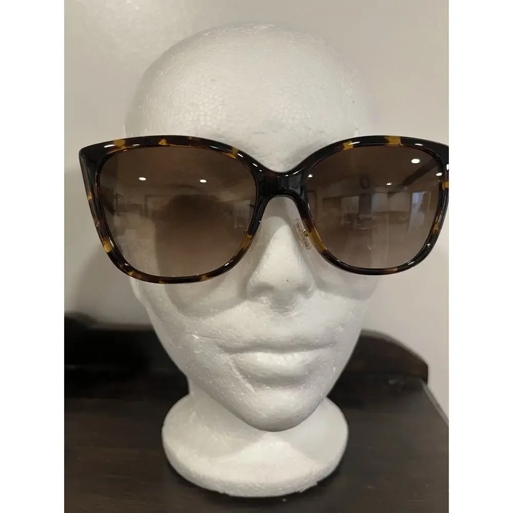 Coach HC 512013 Dark Tortoise Sunglasses & Case– Excellent Pre-Owned Condition